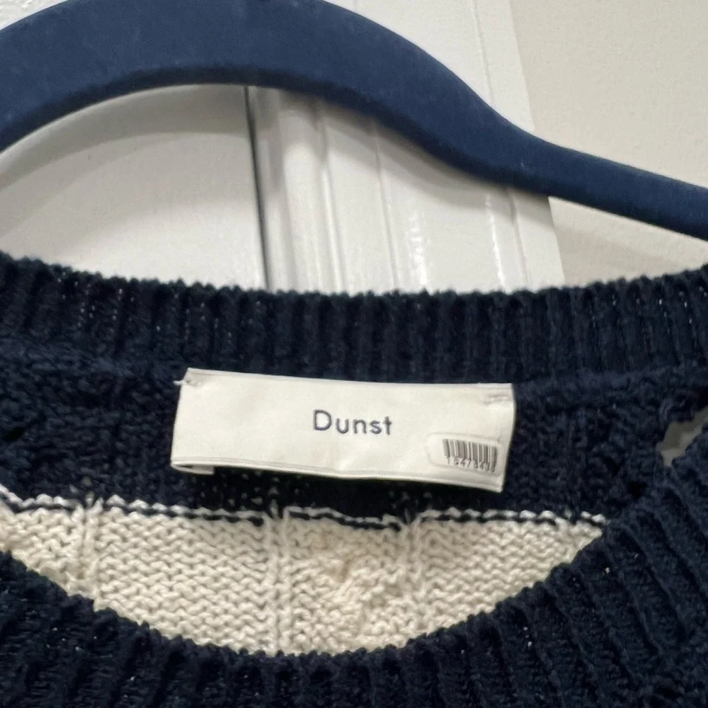 Dunst blue striped